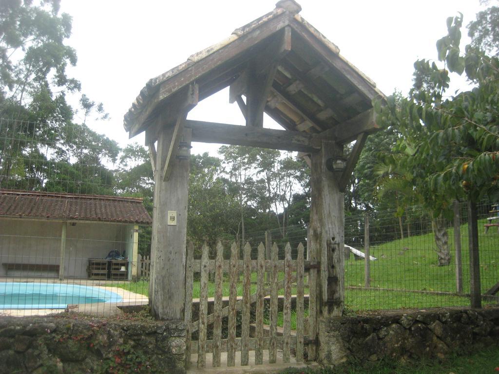 Pousada Recanto Dos Pinheiros Pilar do Sul Екстер'єр фото